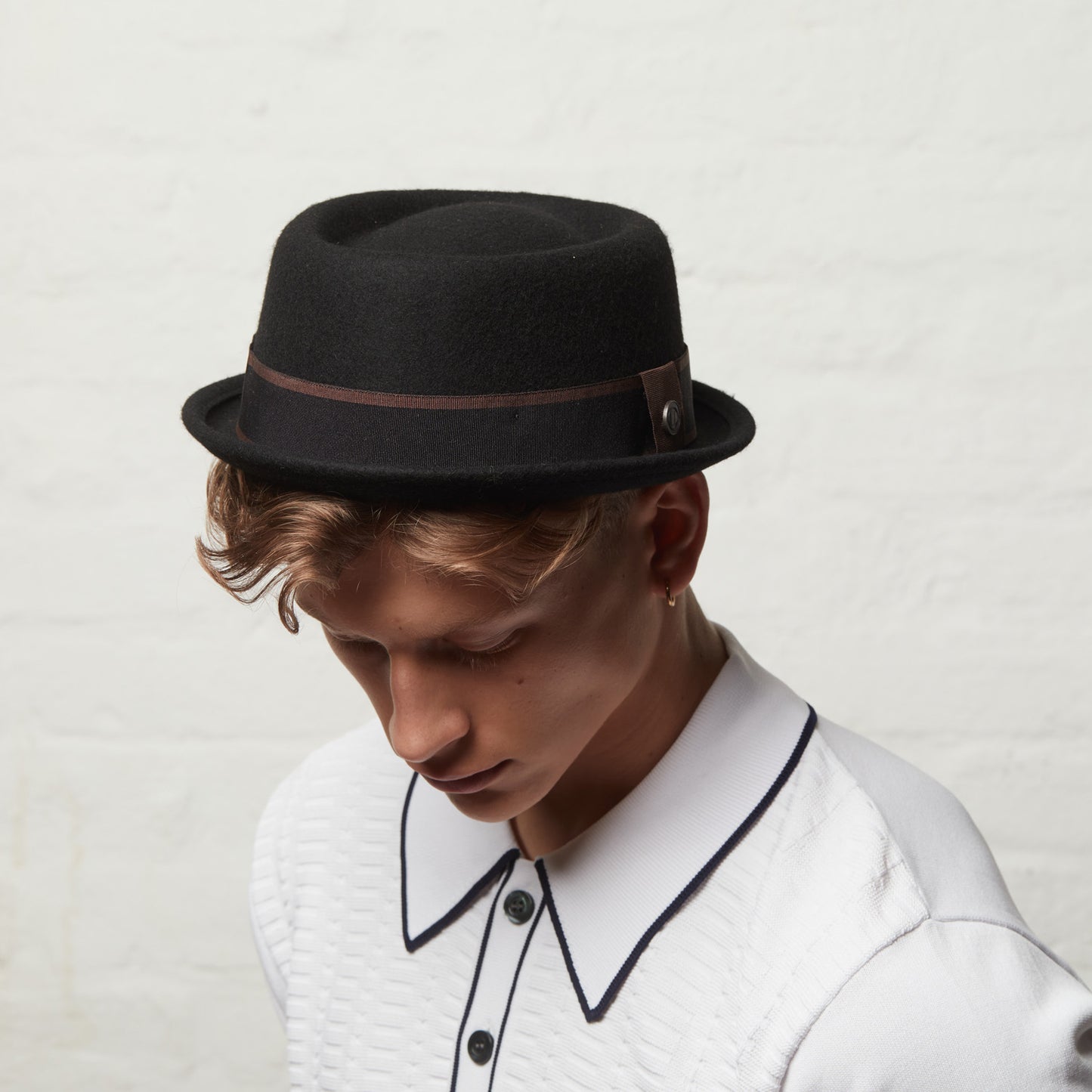 Leo - Black