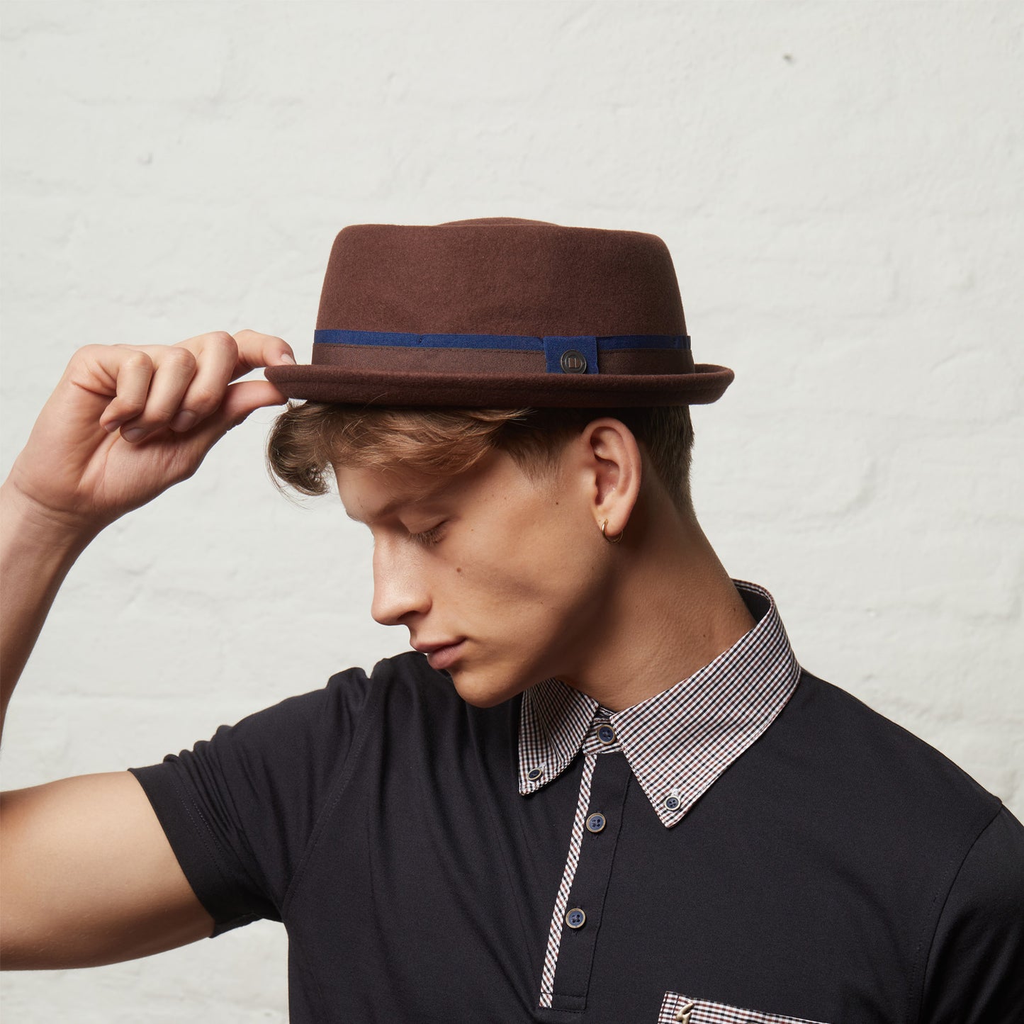 Leo - Brown