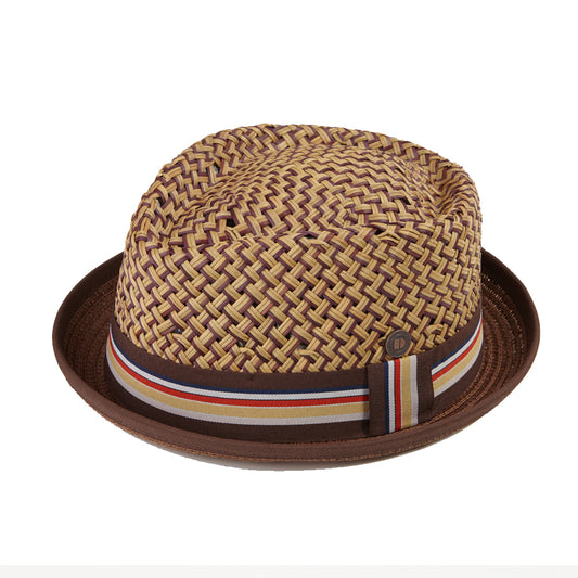 Max – Brown