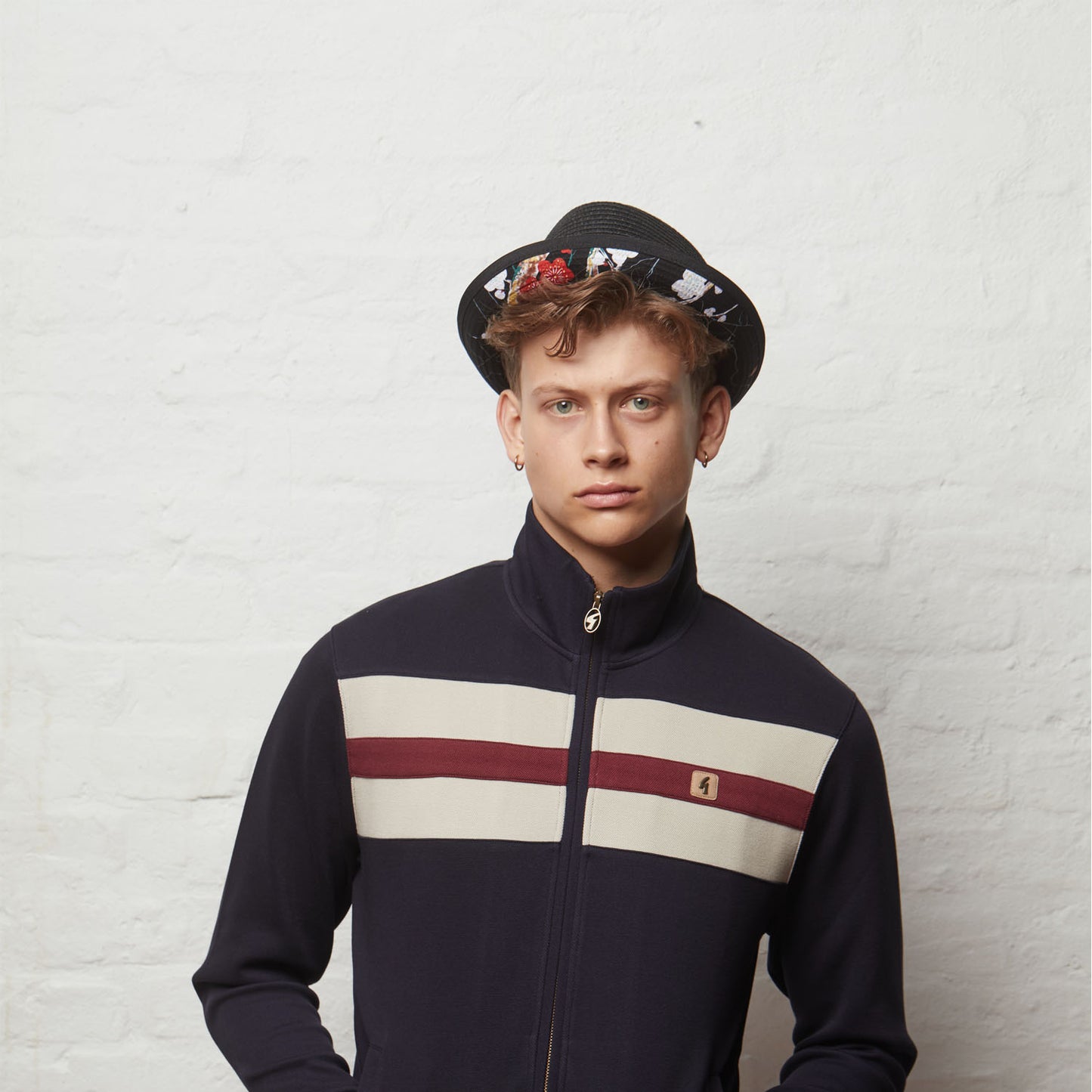 Tommy – Black