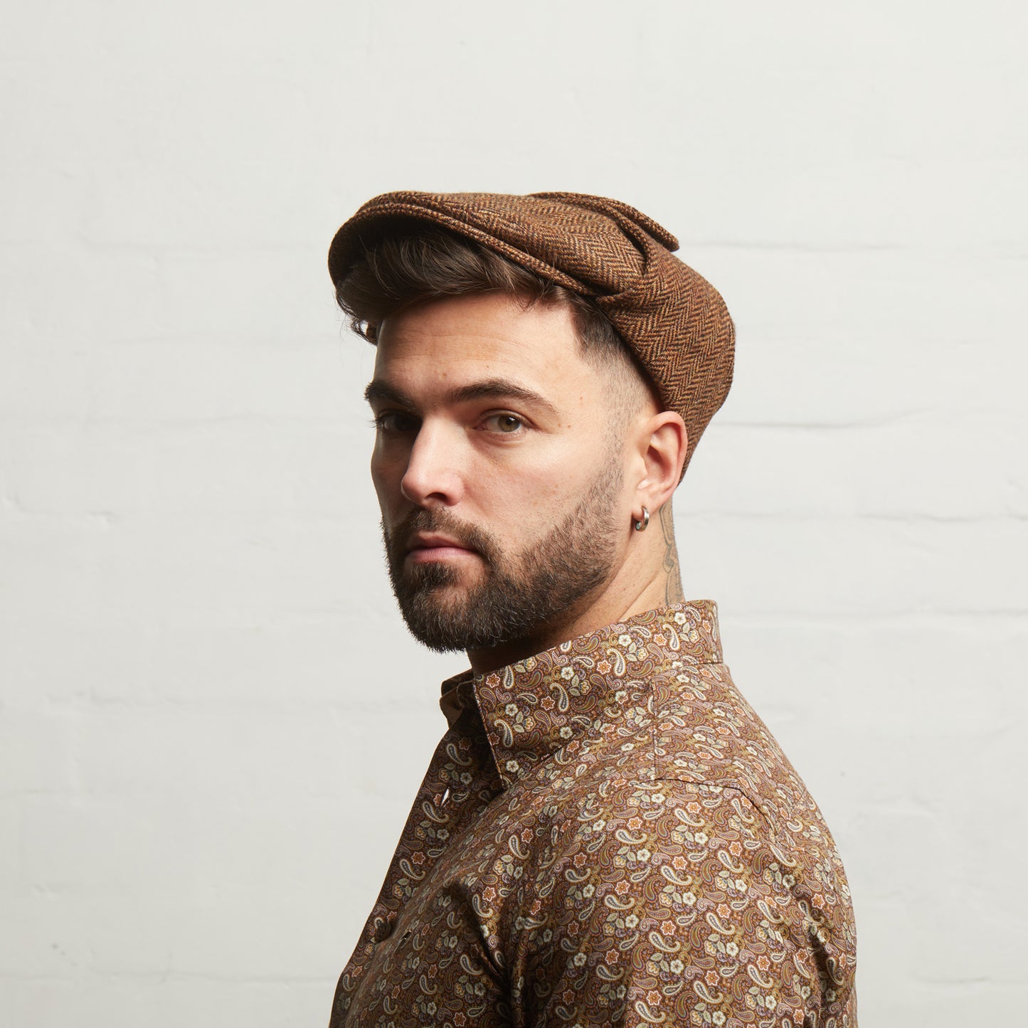 LOGAN tweed virgin wool cap with earflaps, Made in Italy cap - Chestnut