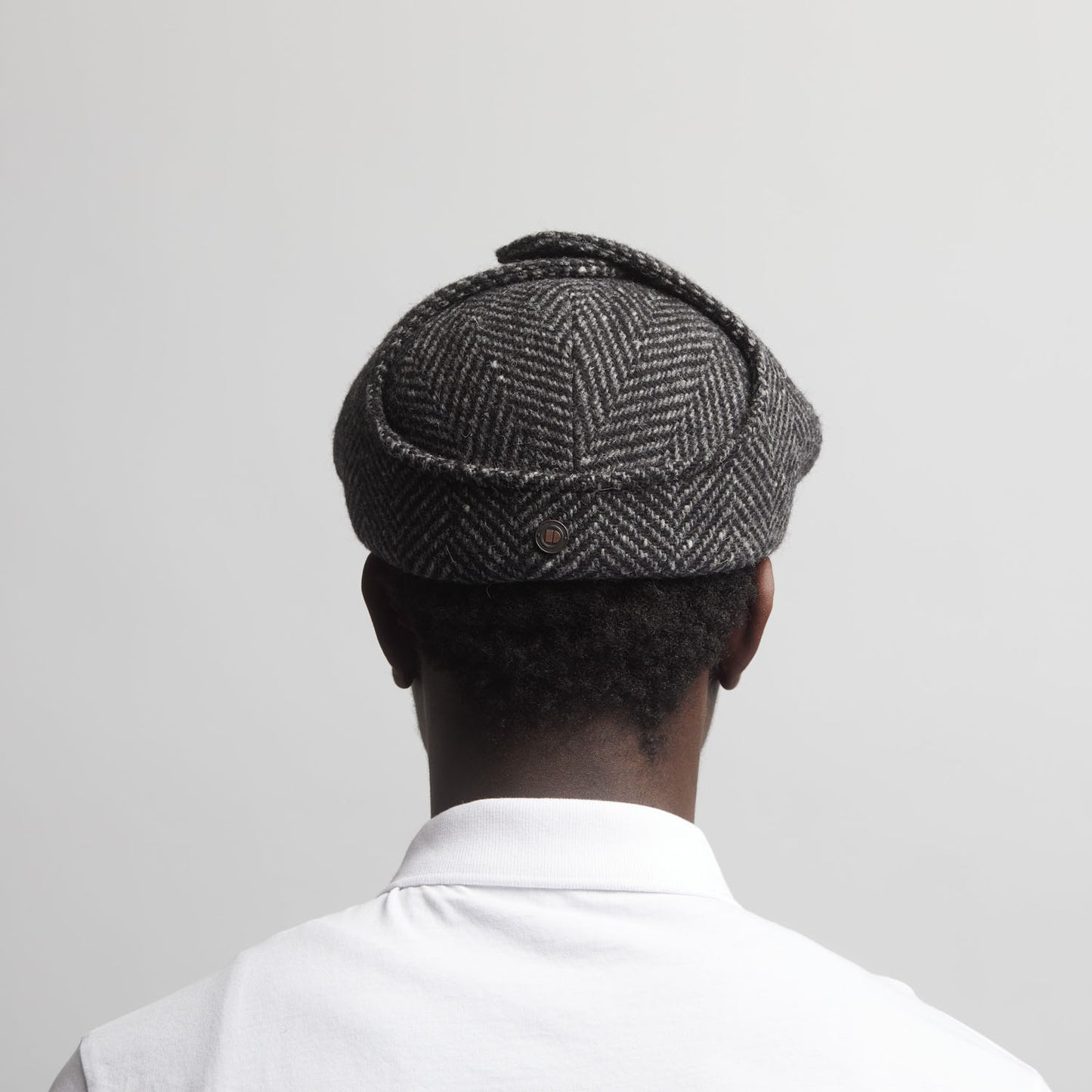 LOGAN tweed virgin wool cap with earflaps, Made in Italy cap - Charcoal