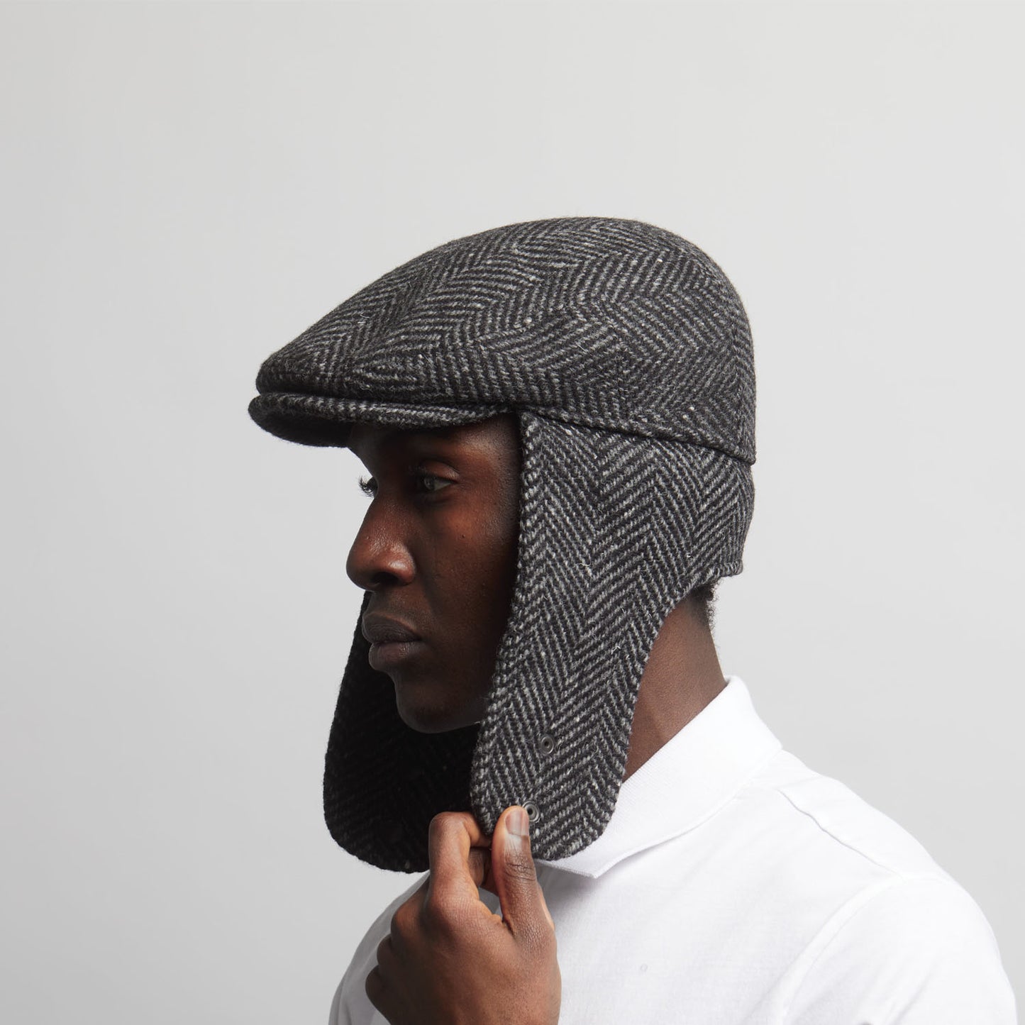 LOGAN tweed virgin wool cap with earflaps, Made in Italy cap - Charcoal